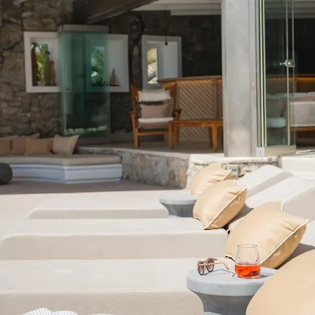 Delta - Heated Pool Option - Mg Mykonos Villa *